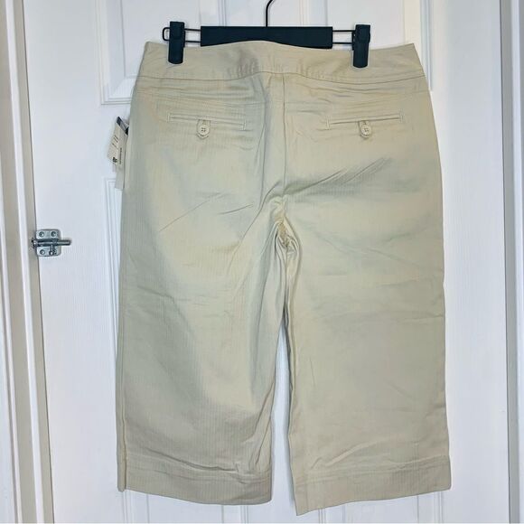 Hillard & Hanson Opal Beige Rolled Cuff Capris Size 8 Petite - Picture 5 of 10